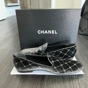 Chanel velvet moccasin loafer size 39.5 in charcoal grey with silver accents.